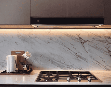 Cooker hood and hob display